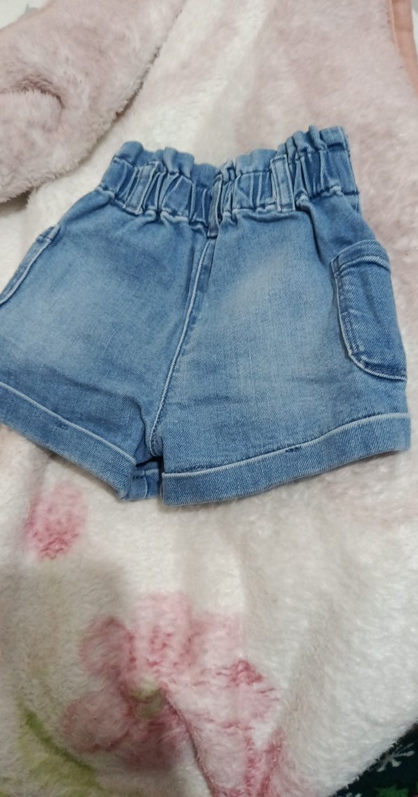 Düğmeli Mavi Bağlama Desenli Kot Şort - Görsel 4