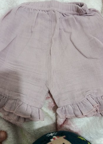 Pembe Keten Fırfırlı Nakışlı Kız Şortu - Görsel 2