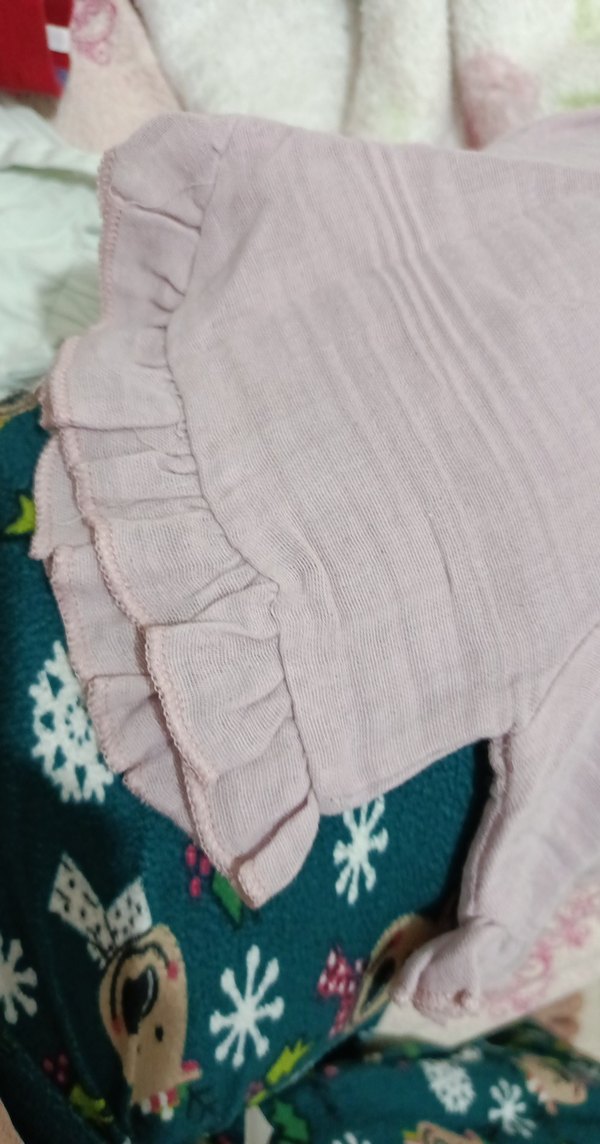 Pembe Keten Fırfırlı Nakışlı Kız Şortu - Görsel 5