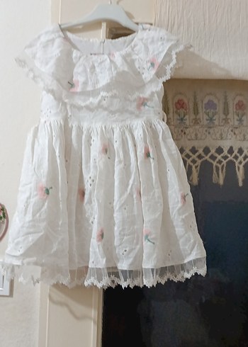 Kız Çocuk Beyaz Nakışlı Fırfırlı Elbise - Görsel 8