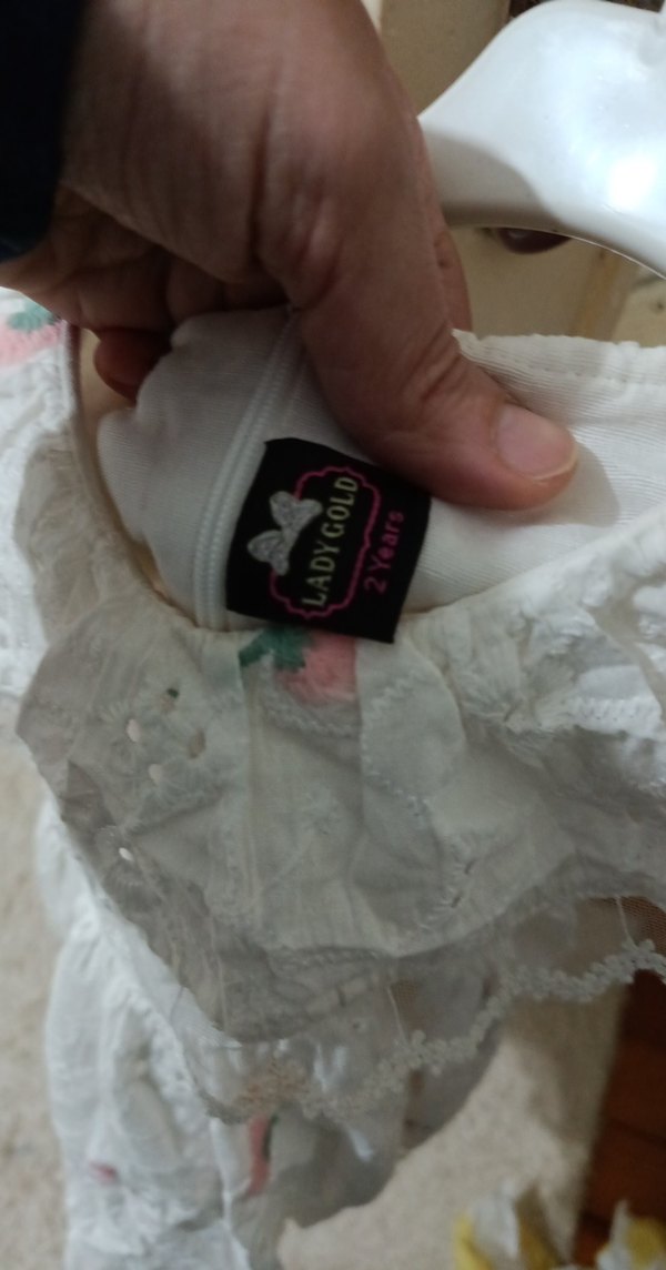 Kız Çocuk Beyaz Nakışlı Fırfırlı Elbise - Görsel 4