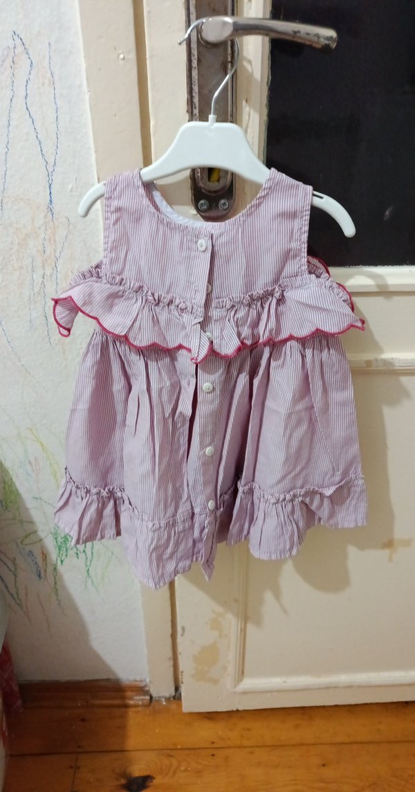 Pembe Nakışlı Fırfırlı Kolsuz Kız Elbisesi - Görsel 5