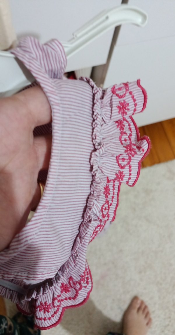 Pembe Nakışlı Fırfırlı Kolsuz Kız Elbisesi - Görsel 4