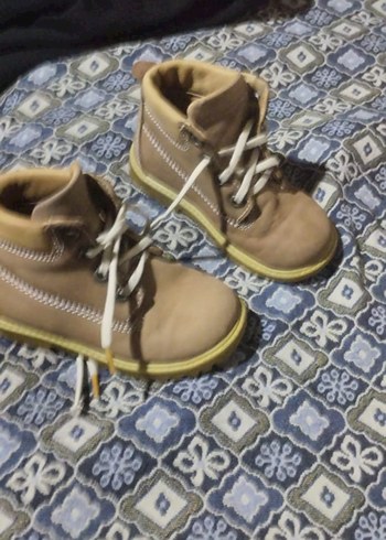 erkek çocuk bot - Görsel 2