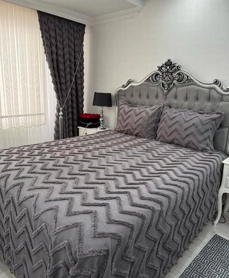 Gri Zebra Desenli Yatak Örtüsü ve fon perde - Görsel 2