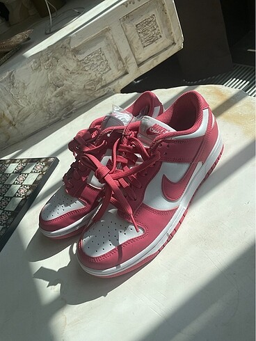 Nike Dunk Low Archeo Pink