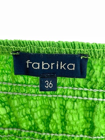 36 Beden yeşil Renk Fabrika Kısa Elbise %70 İndirimli.