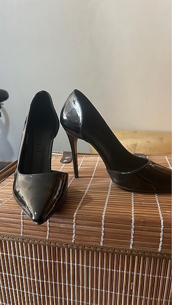 38 Beden siyah Renk Siyah stiletto