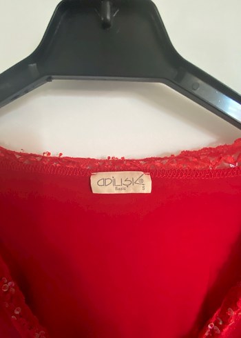 Adil Işık Kırmızı Drapeli V Yakalı Kadın Bluz - Görsel 2