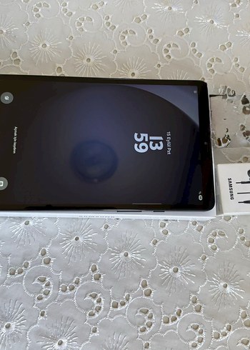  Beden Renk Yepyeni kutulu Samsung tablet