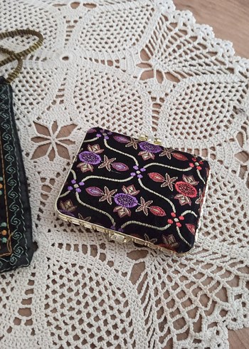 İşlemeli cüzdan ve ayna - Görsel 3