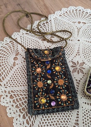 İşlemeli cüzdan ve ayna - Görsel 2