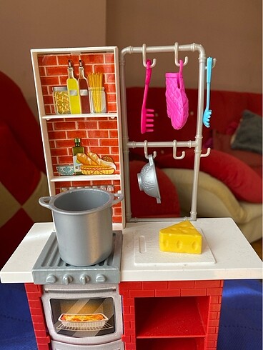 Beden Barbie oyun mutfağı