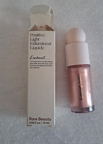 Rare Beauty Enchant Highlighter