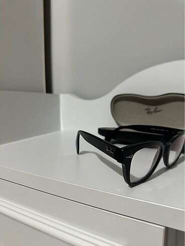 Rayban eğik model öptük gözlük