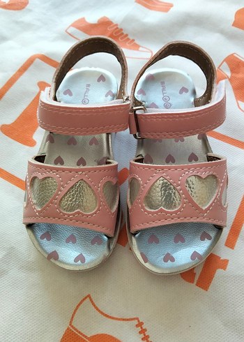 Kız Çocuk Pembe Nakışlı Tokalı Sandalet - Görsel 2