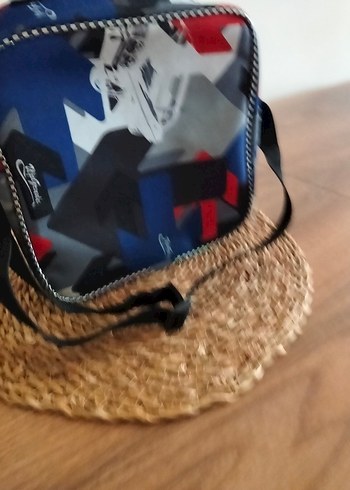 lisanslı Renkli Arabalar Temalı Çocuk Okul beslenme Çantası - Görsel 2