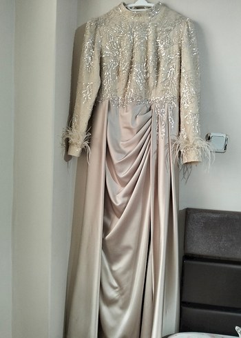 Bej Nakışlı Uzun Kollu Drapeli Abiye Elbise - Görsel 6