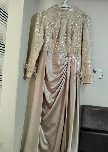 Bej Nakışlı Uzun Kollu Drapeli Abiye Elbise - Görsel 7