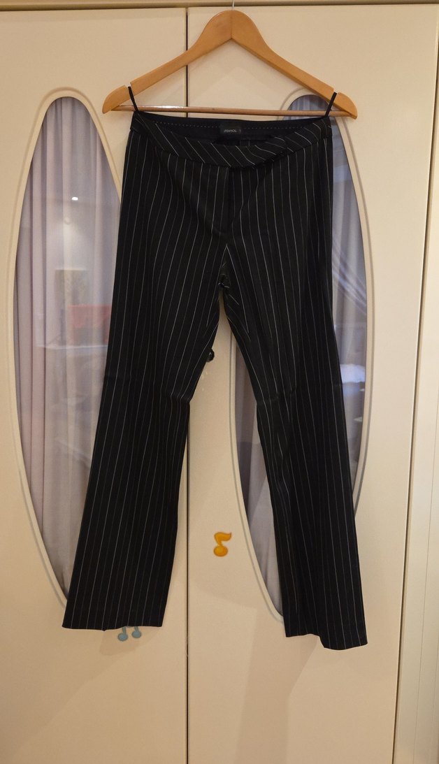 Düğmeli Çizgili Siyah Kadın Blazer pantalon takımı - Görsel 4