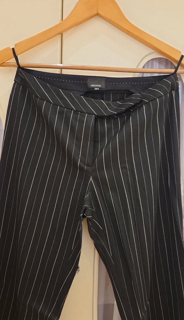 Düğmeli Çizgili Siyah Kadın Blazer pantalon takımı - Görsel 5