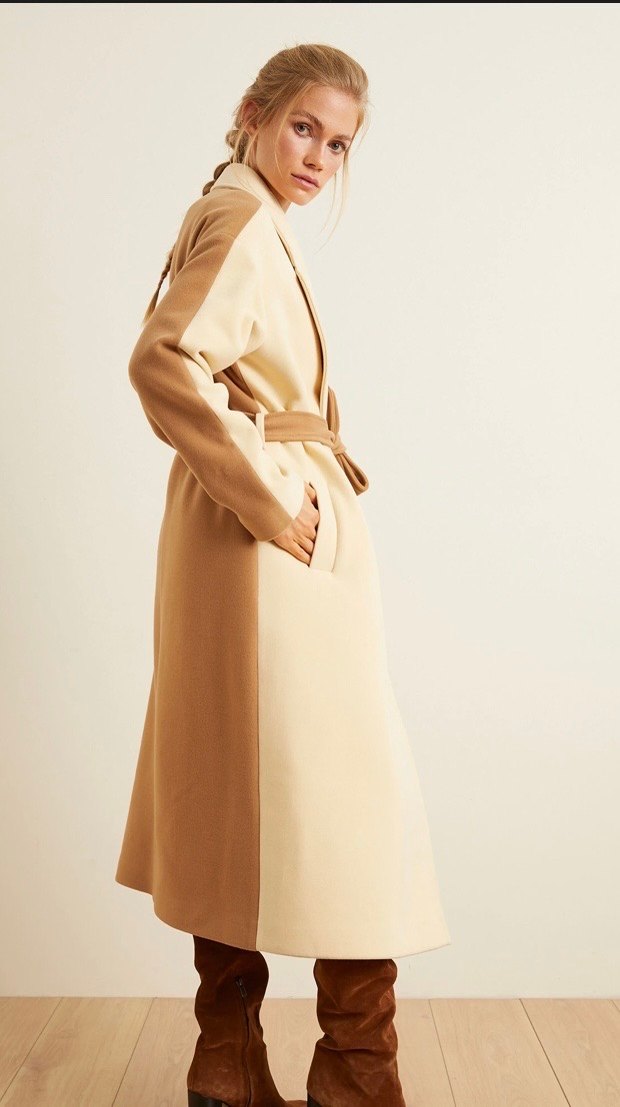 Çift Renkli Kemerli Kaban - Görsel 2