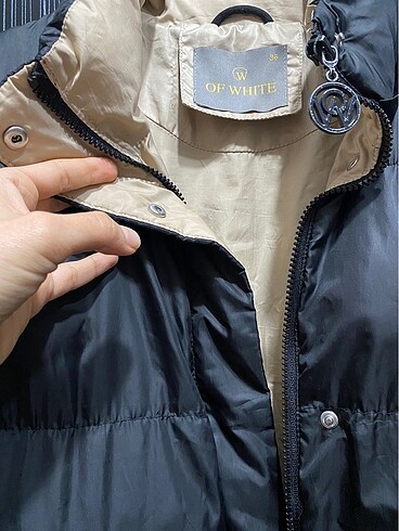 Off-White Kadın Mont