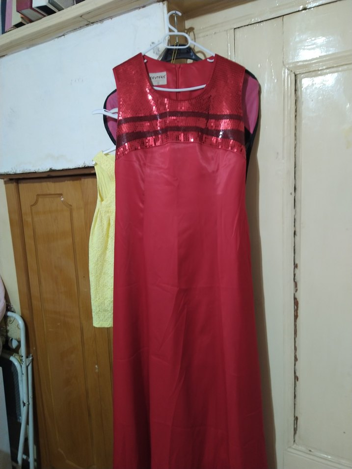 Kırmızı Uzun Kadın Gotik Takım - Görsel 2