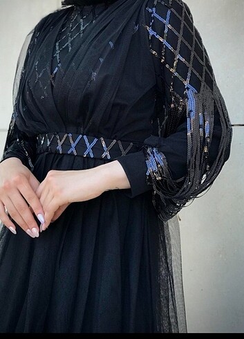s Beden Kolları saçaklı Abiye
