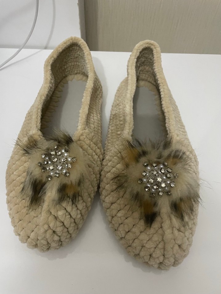 Kürk Detaylı Bej Kadın Terlik - Görsel 4