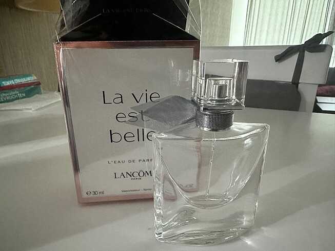 Lancome Boş parfüm şişesi la vie Bella