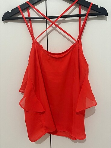 Bershka askılı bluz
