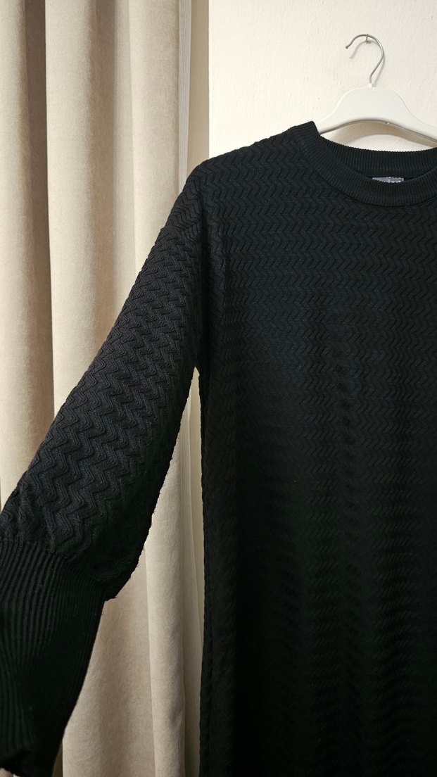 Siyah Triko Uzun Kollu Salaş Elbise - Görsel 3