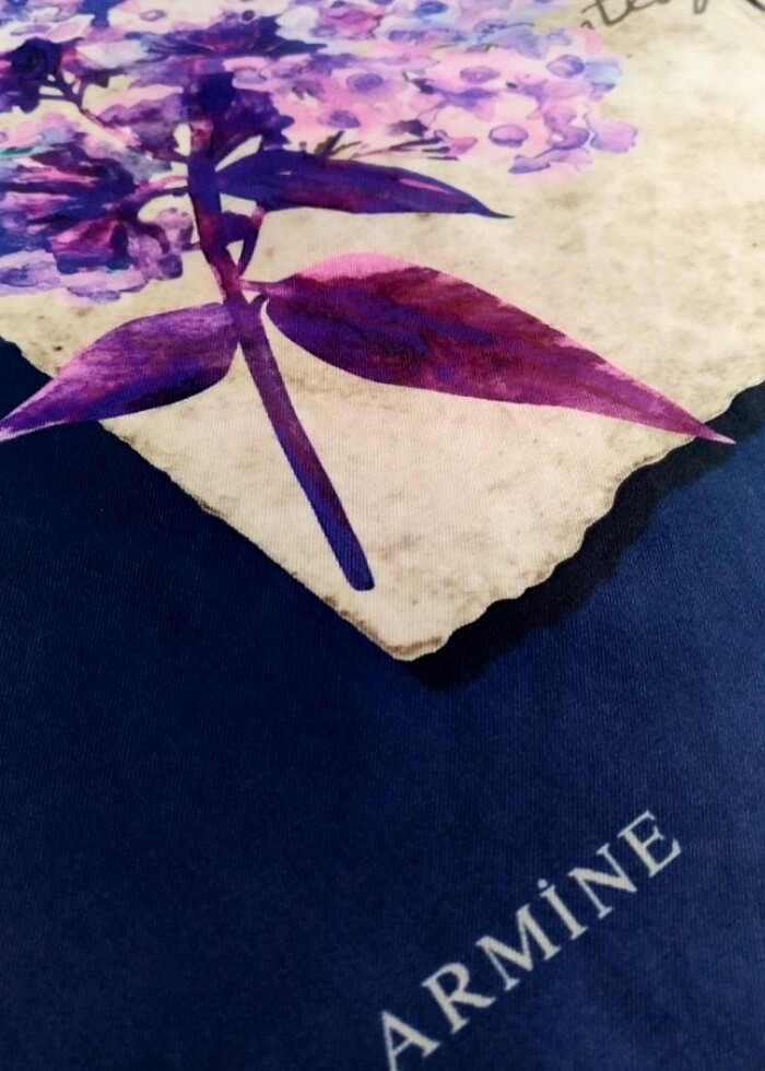 Armine ipek eşarp - Görsel 2