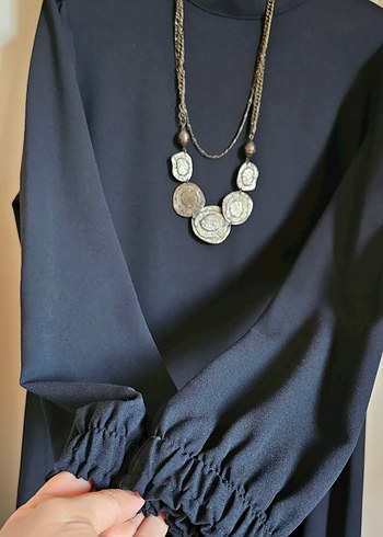 Zincir Detaylı Siyah Uzun Kadın Elbise - Görsel 5