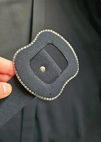 Zincir Detaylı Siyah Uzun Kadın Elbise - Görsel 6