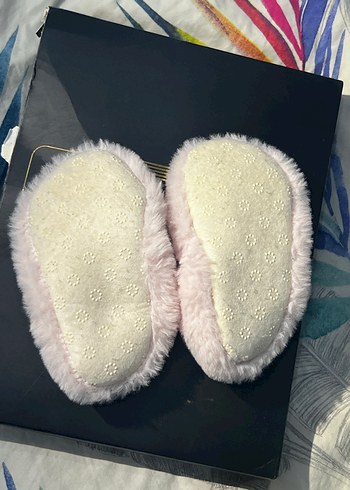 21 Beden beyaz Renk Kız Çocuk Tozpembe Peluş Panduf