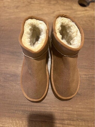 Ugg Ugg Yüksek Taban Bot