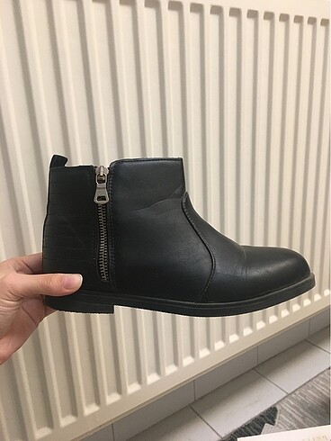 LC Waikiki Kısa bot