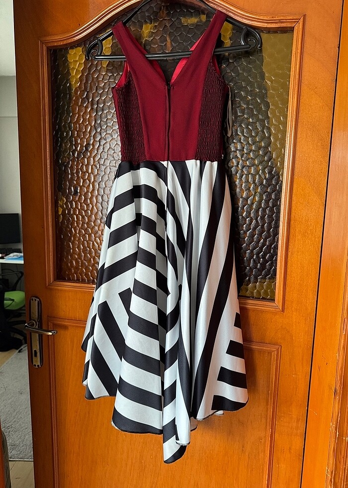 Askılı çizgili elbise - Görsel 2