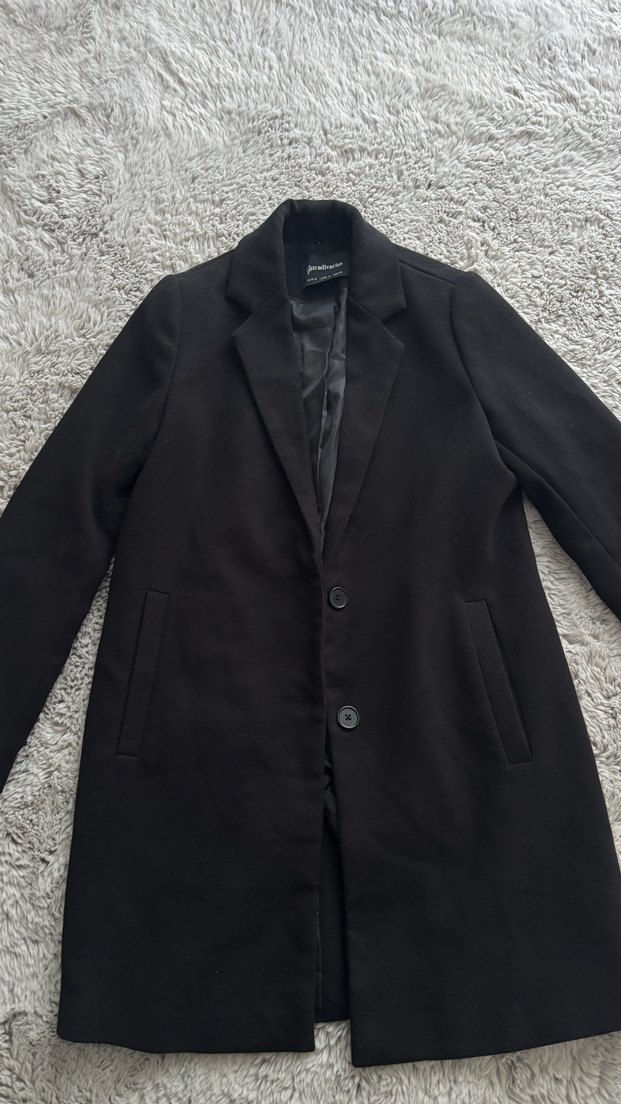 Stradivarius Siyah Kaşe Kaban — görsel 2/7