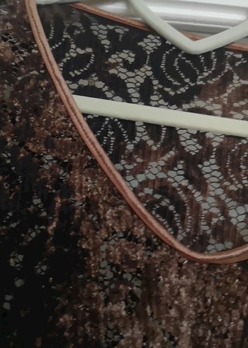 Dantelli markalı tunik bluz - Görsel 7