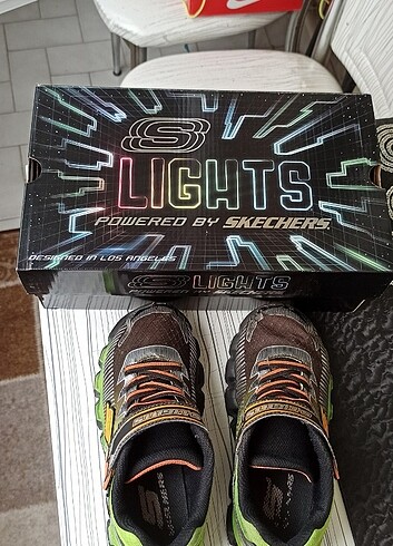 Skechers ışıklı çocuk ayakabisi 33 numara - Görsel 6