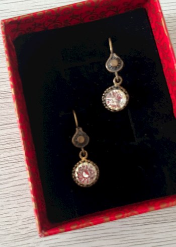 Beyaz Mini Payetli Vintage Küpe - Görsel 2