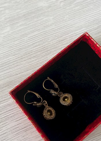 Beyaz Mini Payetli Vintage Küpe - Görsel 4