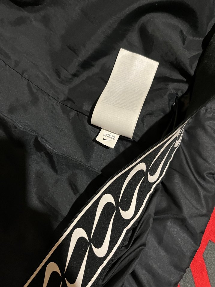 Kadın Siyah Deri Kapüşonlu Mont - Görsel 3