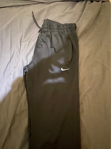 xxl Beden siyah Renk Nike eşofman altı