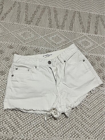 Pull and bear şort