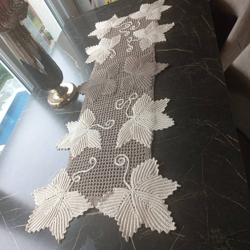 Yaprak Motifli runner ve sehpa örtüsü - Görsel 4