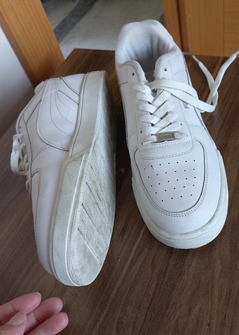 42 Beden beyaz Renk Puma erkek spor ayakkabı